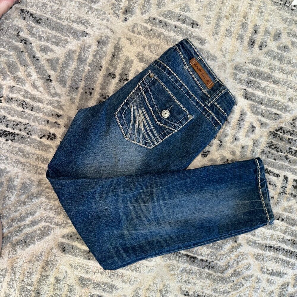 Almost Famous Women's Size 9 Skinny Jeans White Thread Low Rise Vintage 2000s - Picture 16 of 16